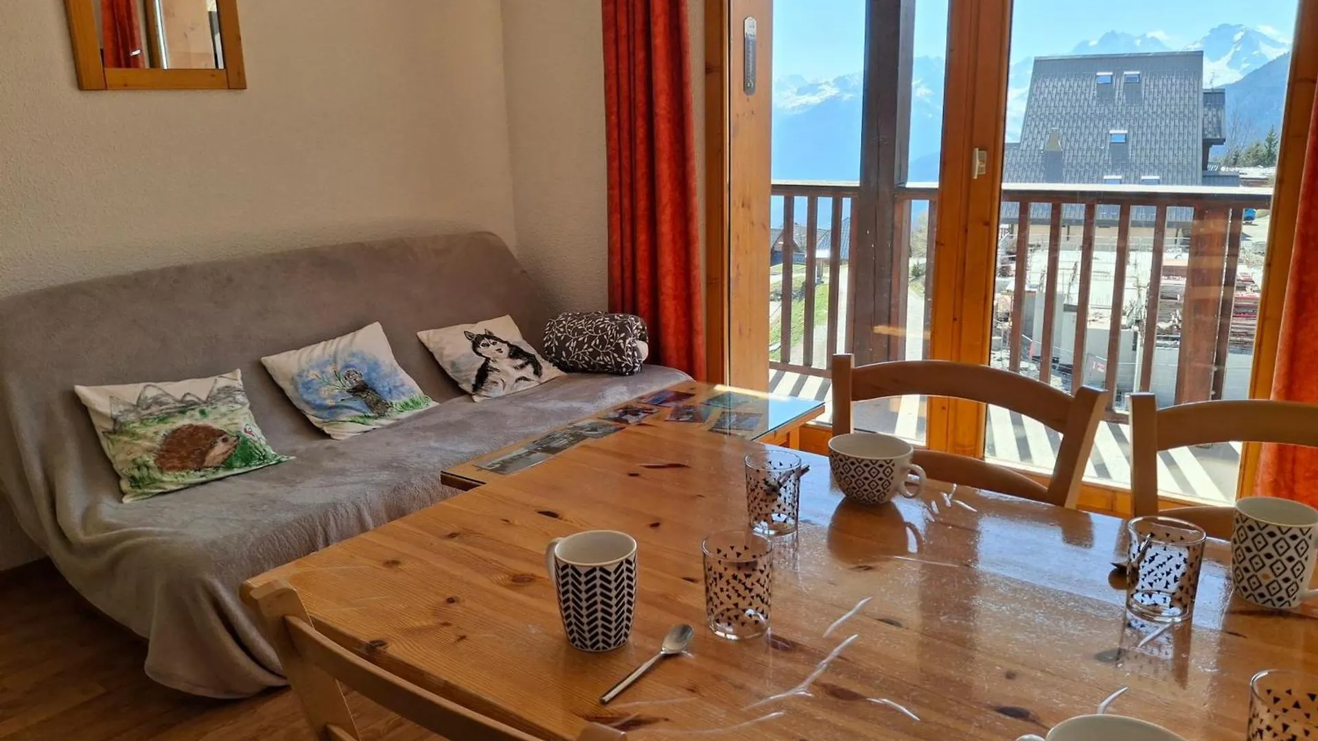 Saint-Francois-Longchamp, Appartement Confortable Pour 4, Ideal Vacances - Fr-1-807-118 Apartment